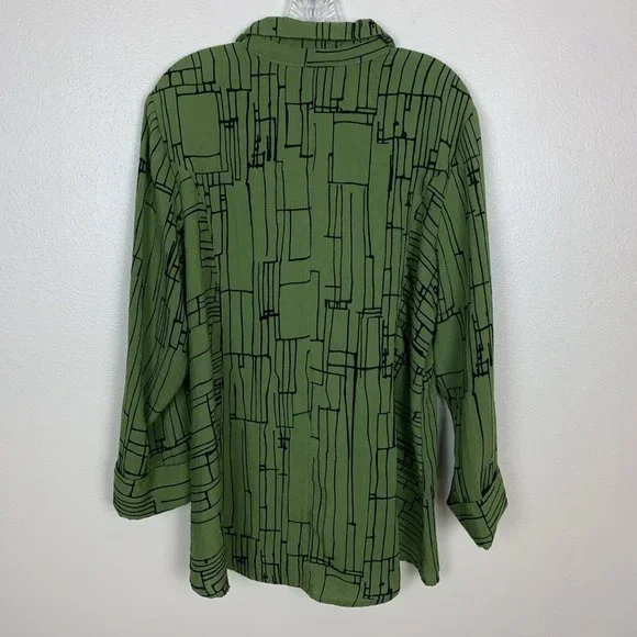 Habitat XL Green/Black Abstract Pattern Tunic Top - Picture 6 of 11